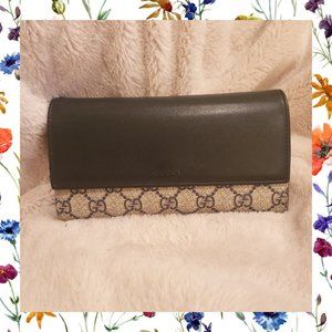 Gucci Navy Leather GG Supreme Canvas Wallet